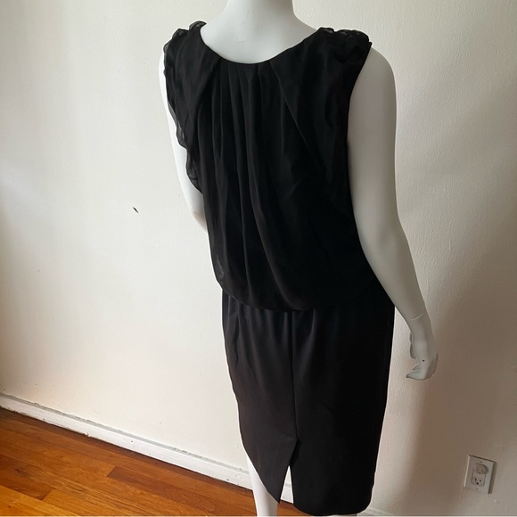 Lafayette 148 sample piece dress in black silk w/elastic waist - Picture 3 of 14
